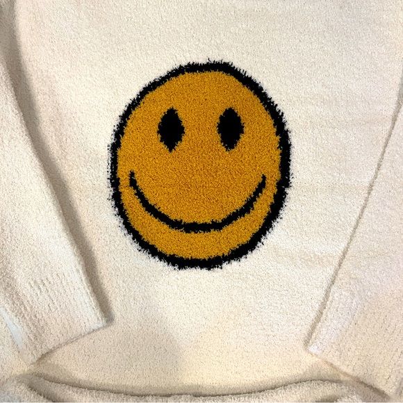 Women’s Ivory Smiley Microfiber Soft 4-Way Stretch Top & Short Set NWT Size: M/L - Picture 3 of 3